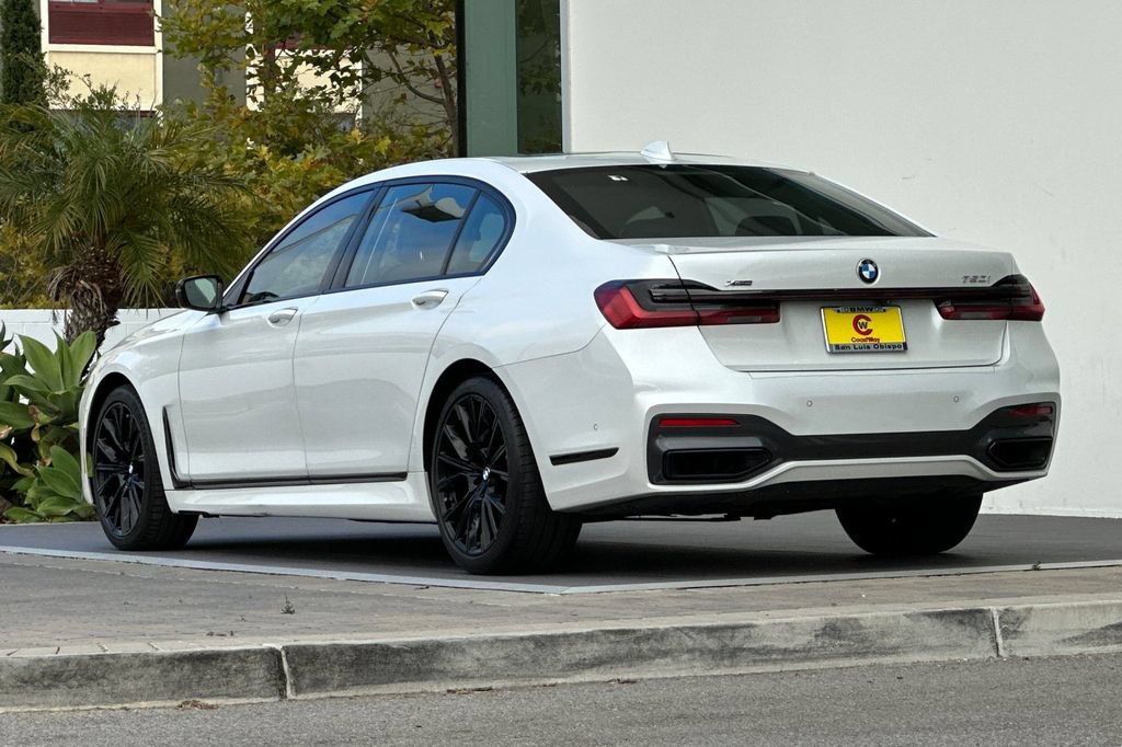 Used 2022 BMW 750i xDrive w/ Executive Package AWD/4WD image 5