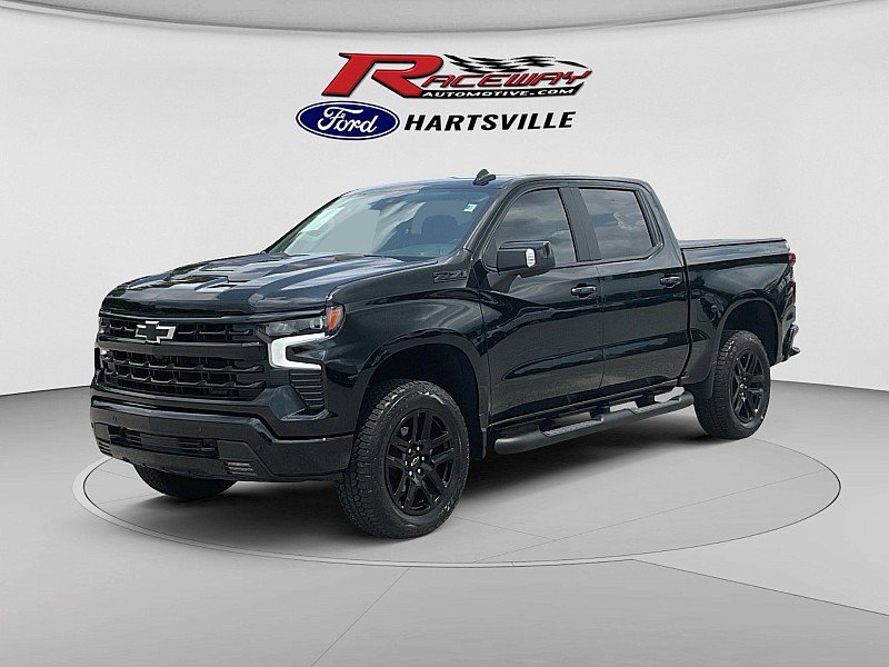 Used 2026 Chevrolet Silverado 1500 LT Trail Boss w/ LT Trail Boss Premium Package AWD/4WD image 1