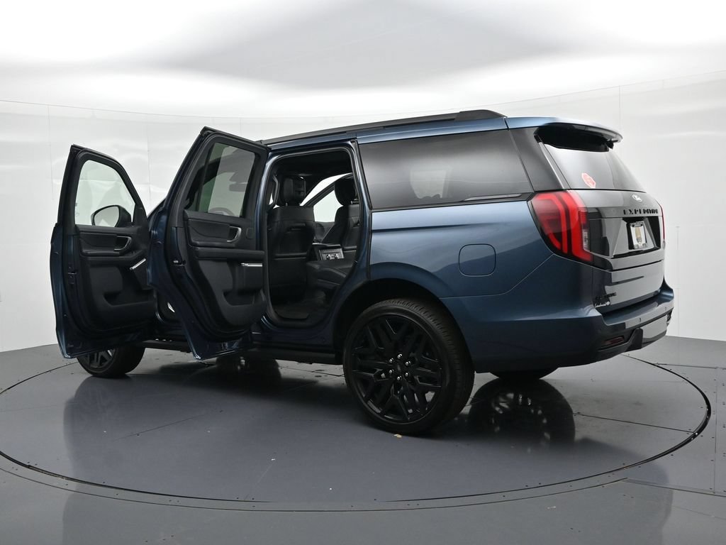 New 2027 Ford Expedition Platinum w/ Stealth Performance Package AWD/4WD image 24