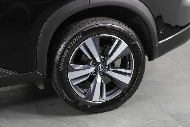 Certified 2026 Nissan Rogue SL FWD image 14