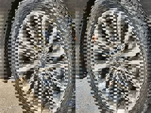 Used 2015 Hyundai Genesis 3.8 w/ Option Group 04 image 9