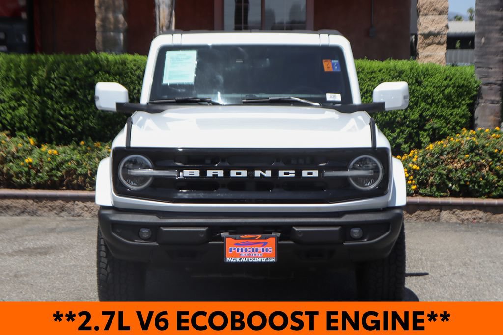Used 2024 Ford Bronco Outer Banks AWD/4WD image 3