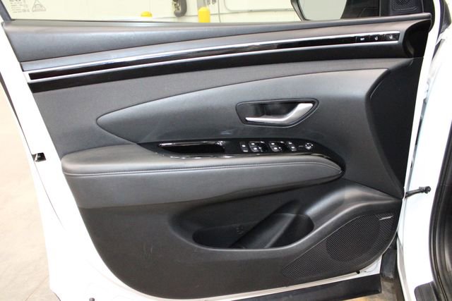 Used 2022 Hyundai Tucson Limited w/ Cargo Package image 18