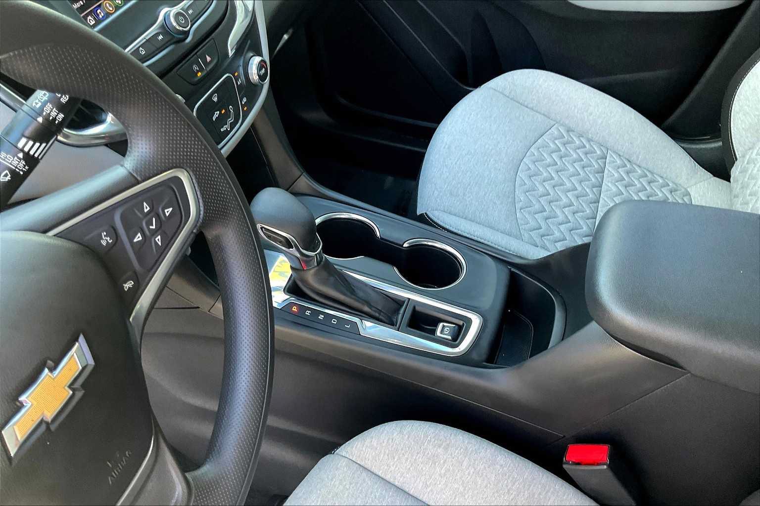 Used 2023 Chevrolet Equinox LS FWD image 17