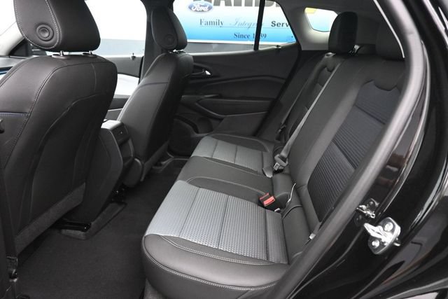 New 2026 Chevrolet Trax LT w/ Driver Confidence Package FWD image 9