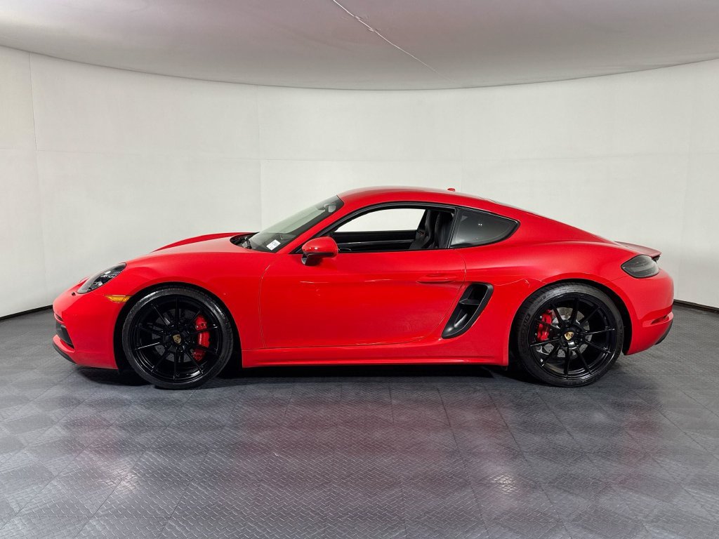 Certified 2024 Porsche 718 Cayman GTS RWD image 2