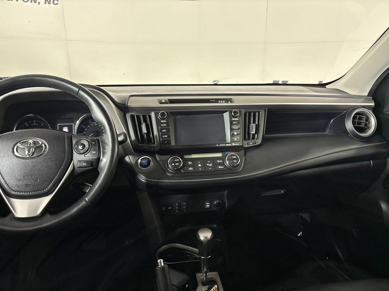 Used 2017 Toyota RAV4 Limited w/ All Weather Liner Package AWD/4WD image 25