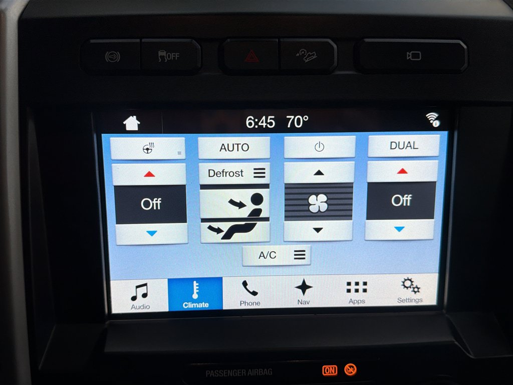 Used 2017 Ford F250 Lariat w/ Lariat Ultimate Package AWD/4WD image 36