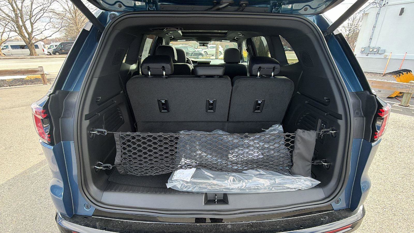 New 2026 GMC Acadia Denali w/ Super Cruise Package image 11