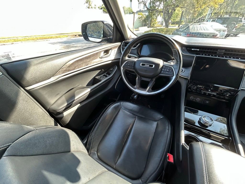 Used 2021 Jeep Grand Cherokee L Limited image 9