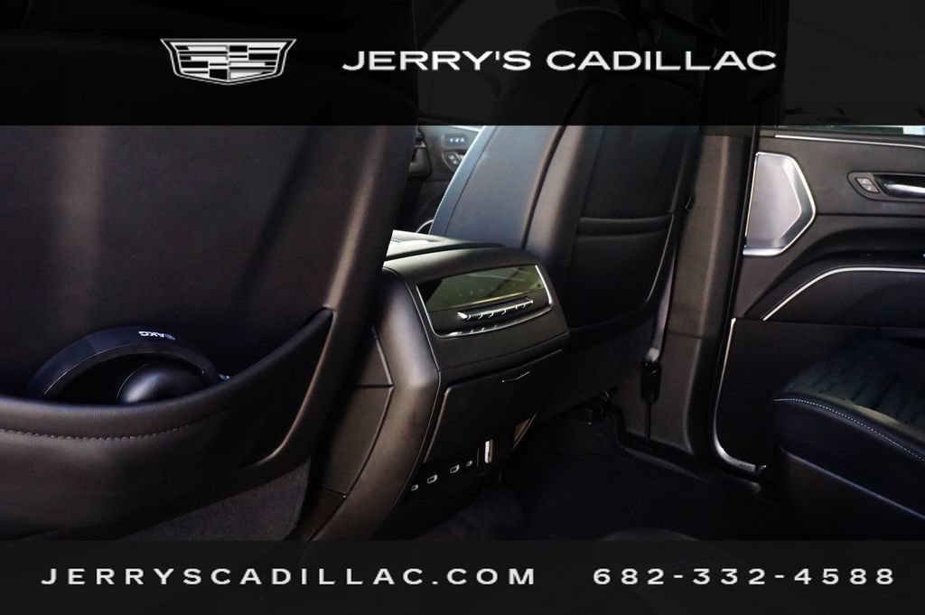 Used 2024 Cadillac Escalade ESV V AWD/4WD image 24