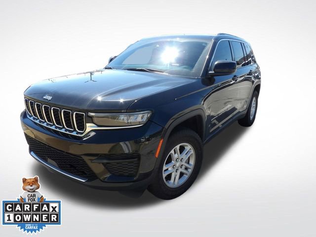 Used 2023 Jeep Grand Cherokee Laredo image 10
