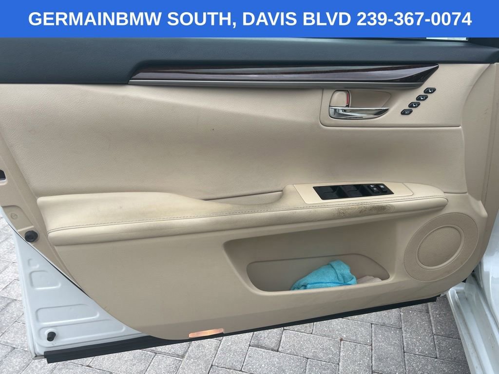 Used 2013 Lexus ES 350 w/ Luxury Pkg FWD image 14