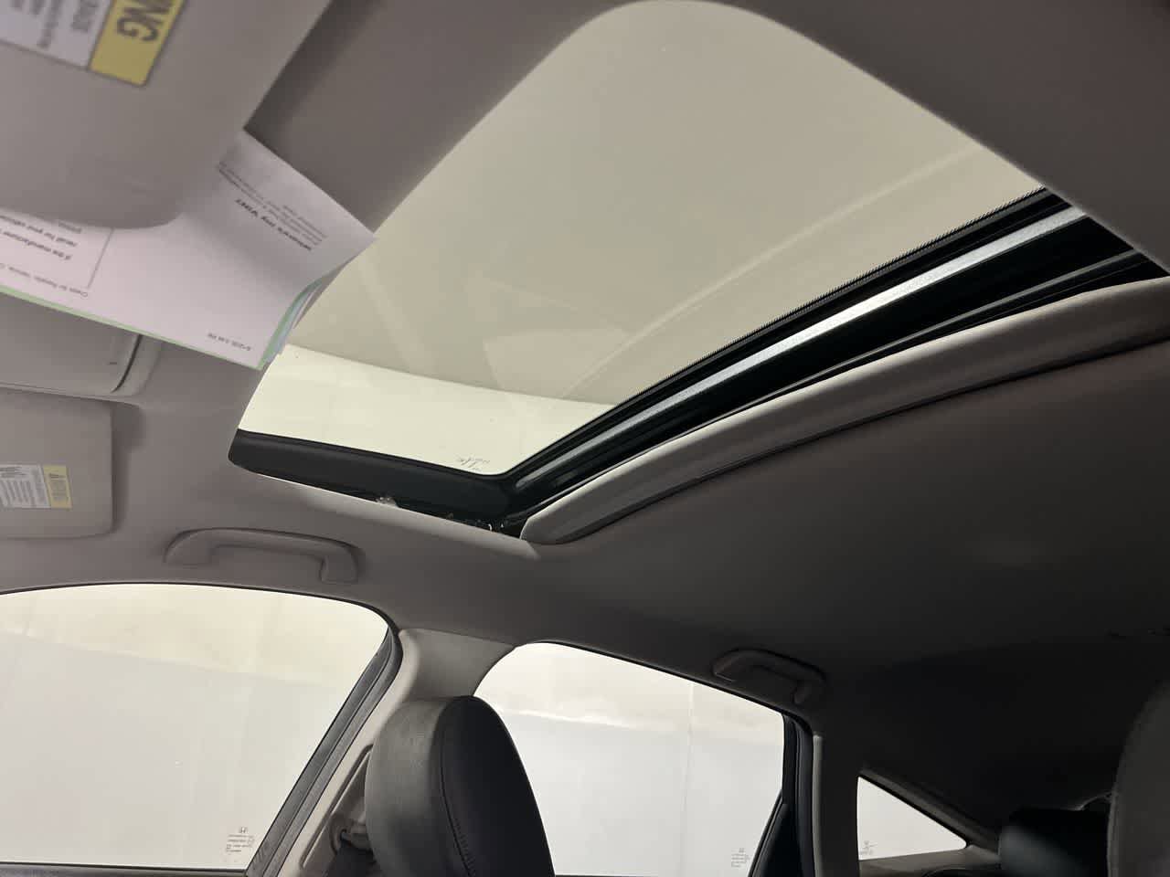 Used 2015 Honda Crosstour EX-L image 24