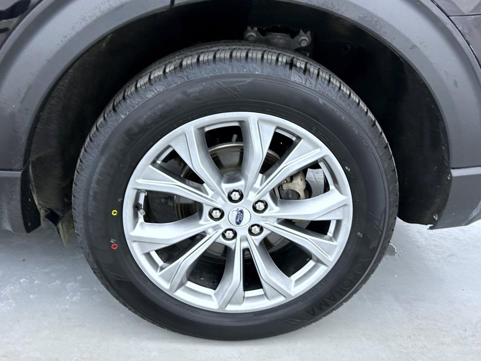 Used 2023 Ford Explorer XLT image 24