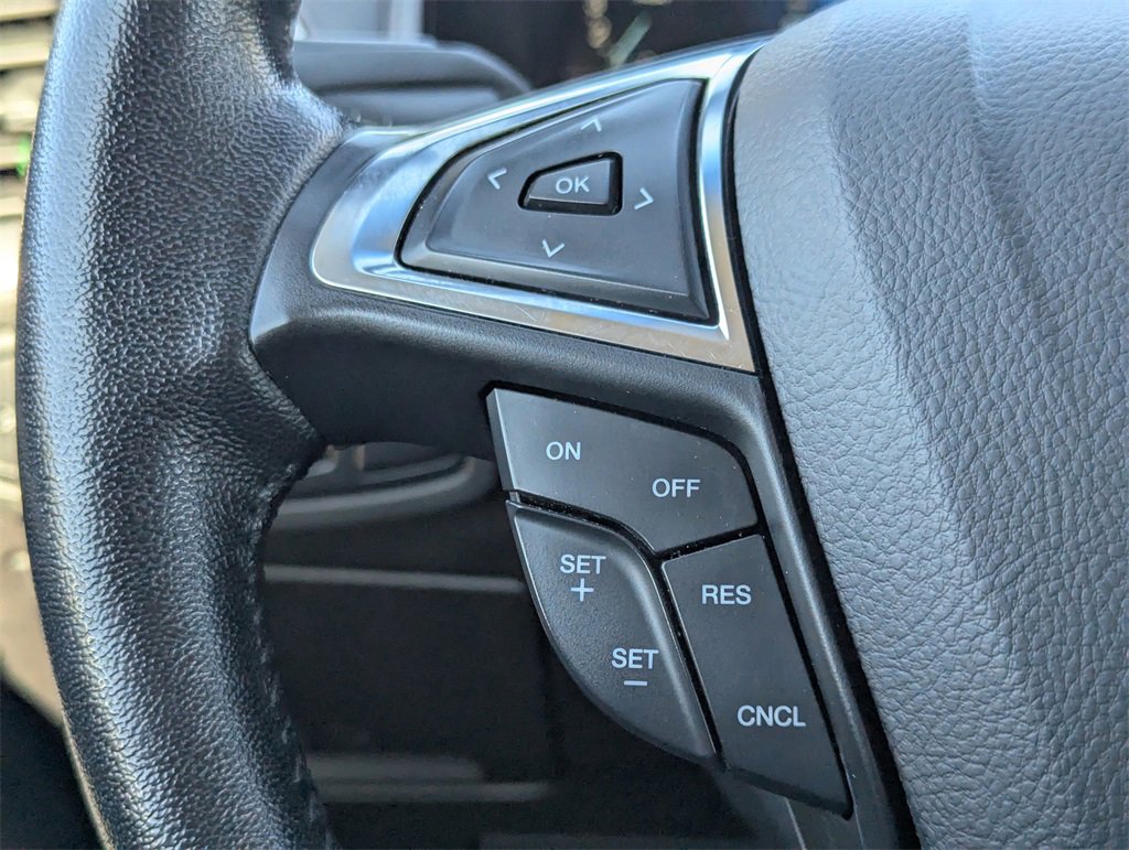 Used 2022 Ford Edge SEL image 18