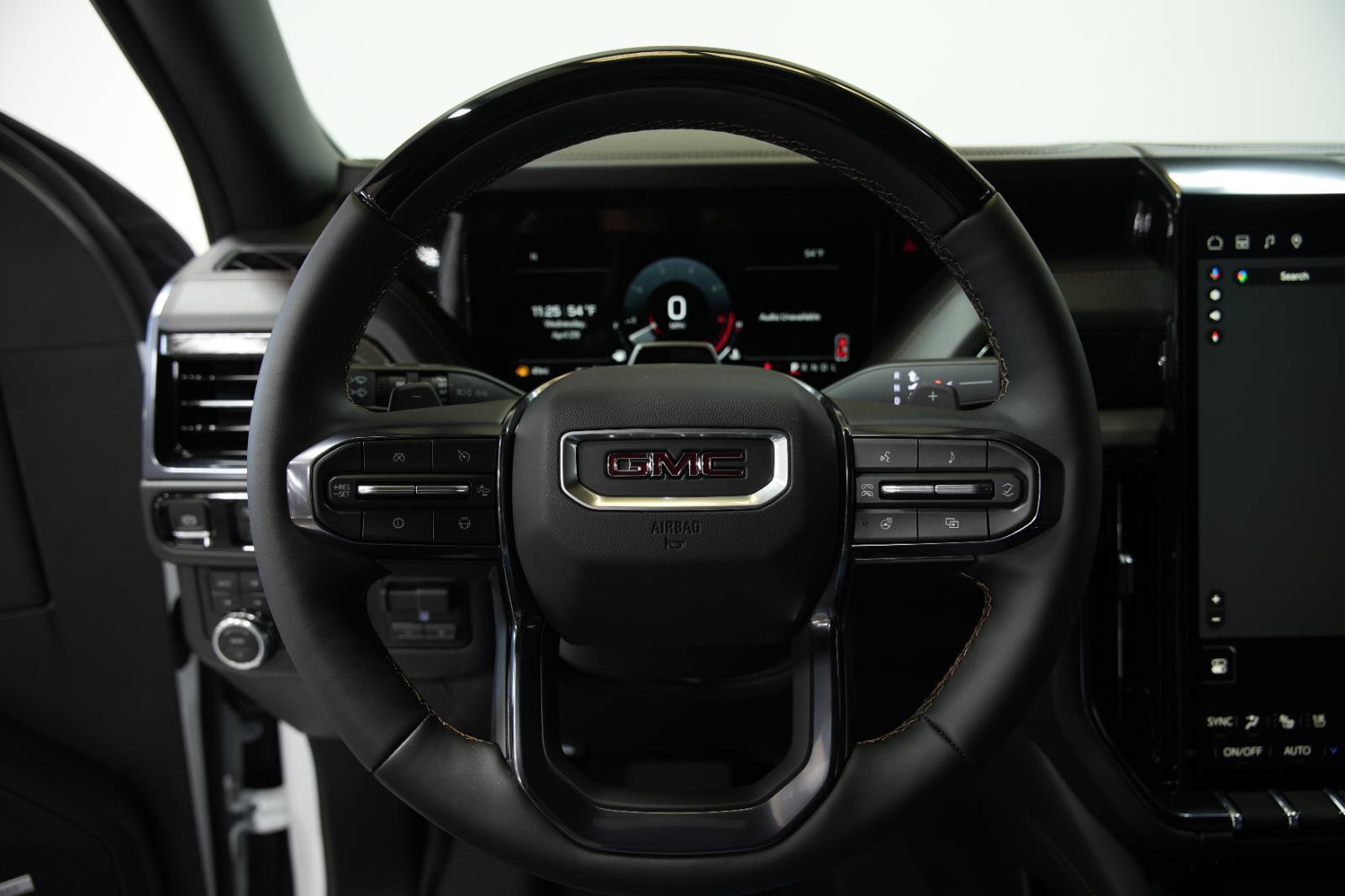 New 2026 GMC Yukon XL AT4 w/ AT4 Premium Plus Package AWD/4WD image 40