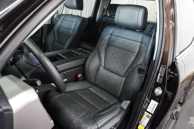 Used 2023 Toyota Tundra Limited AWD/4WD image 11