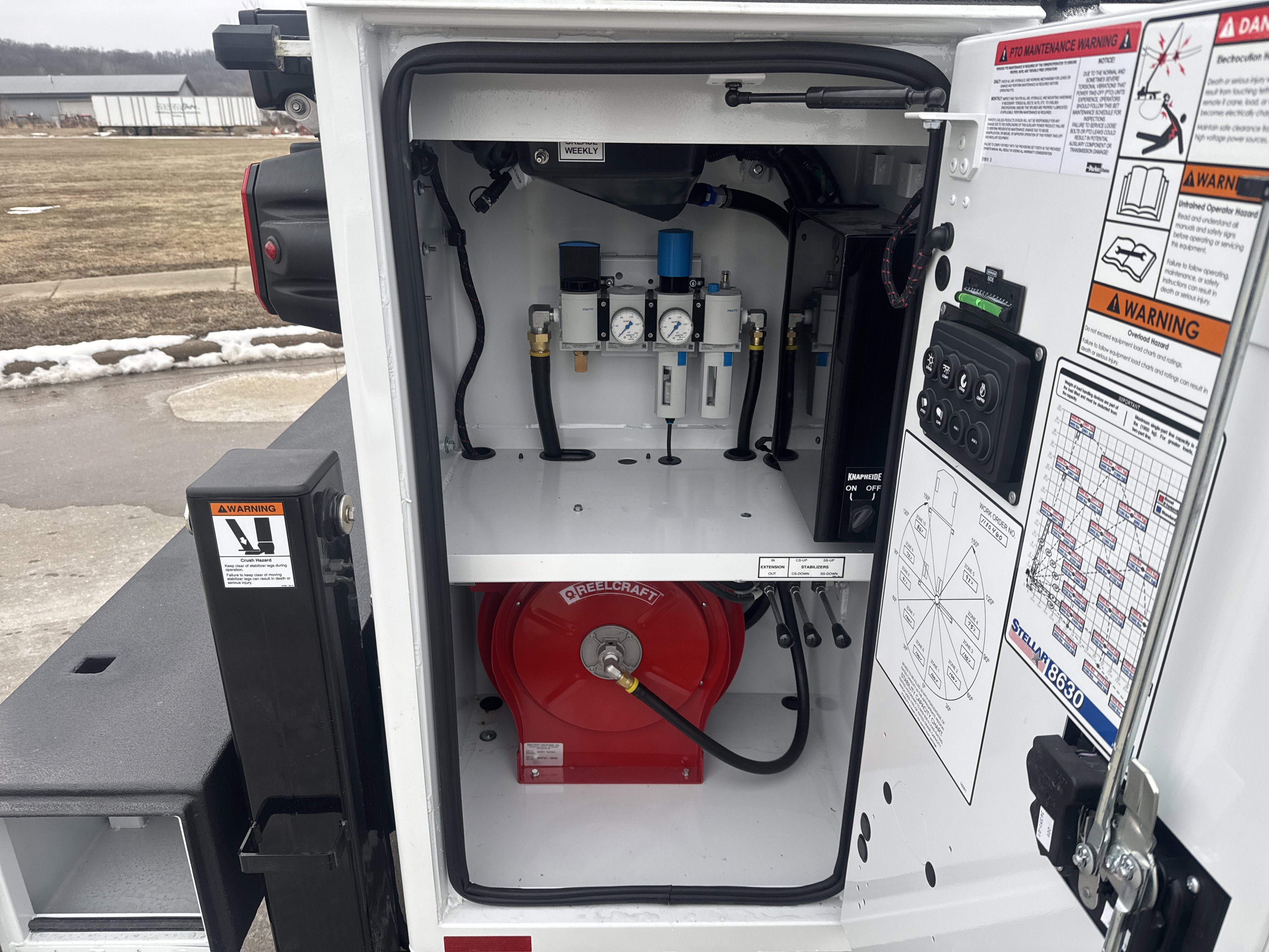 New 2026 Ford F550 4x4 Crew Cab image 12