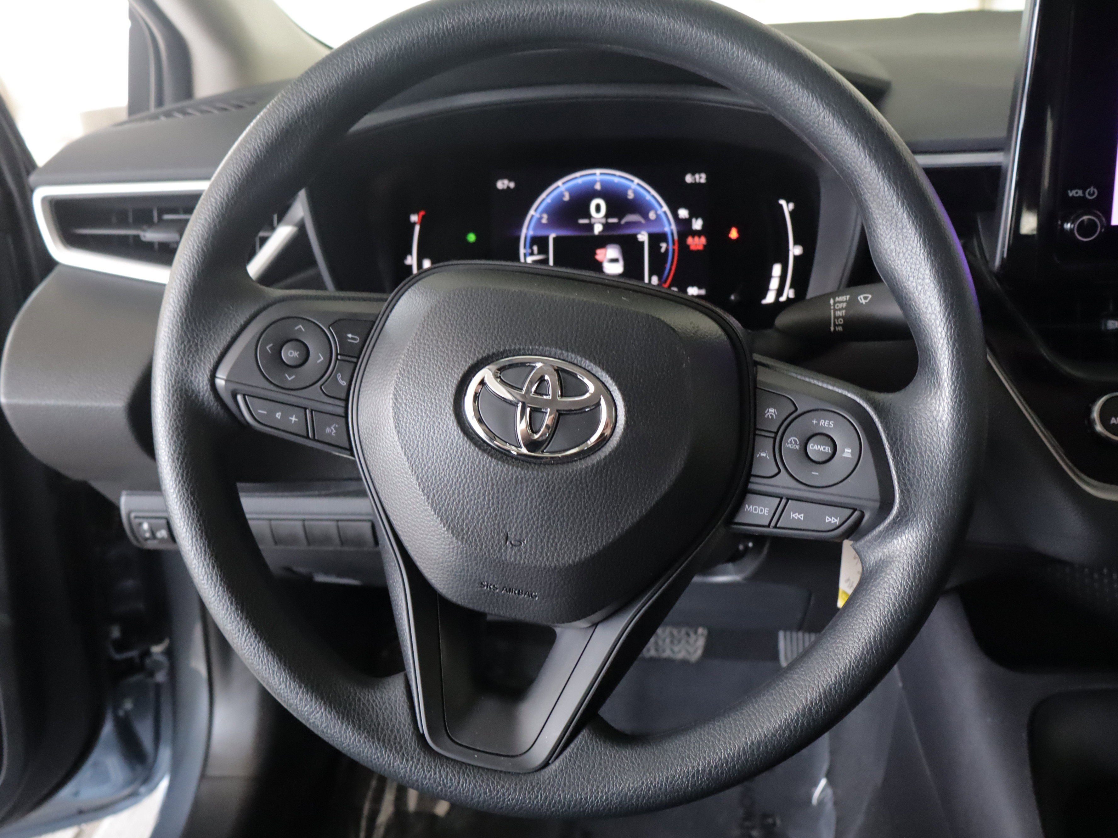 Used 2026 Toyota Corolla LE FWD image 12