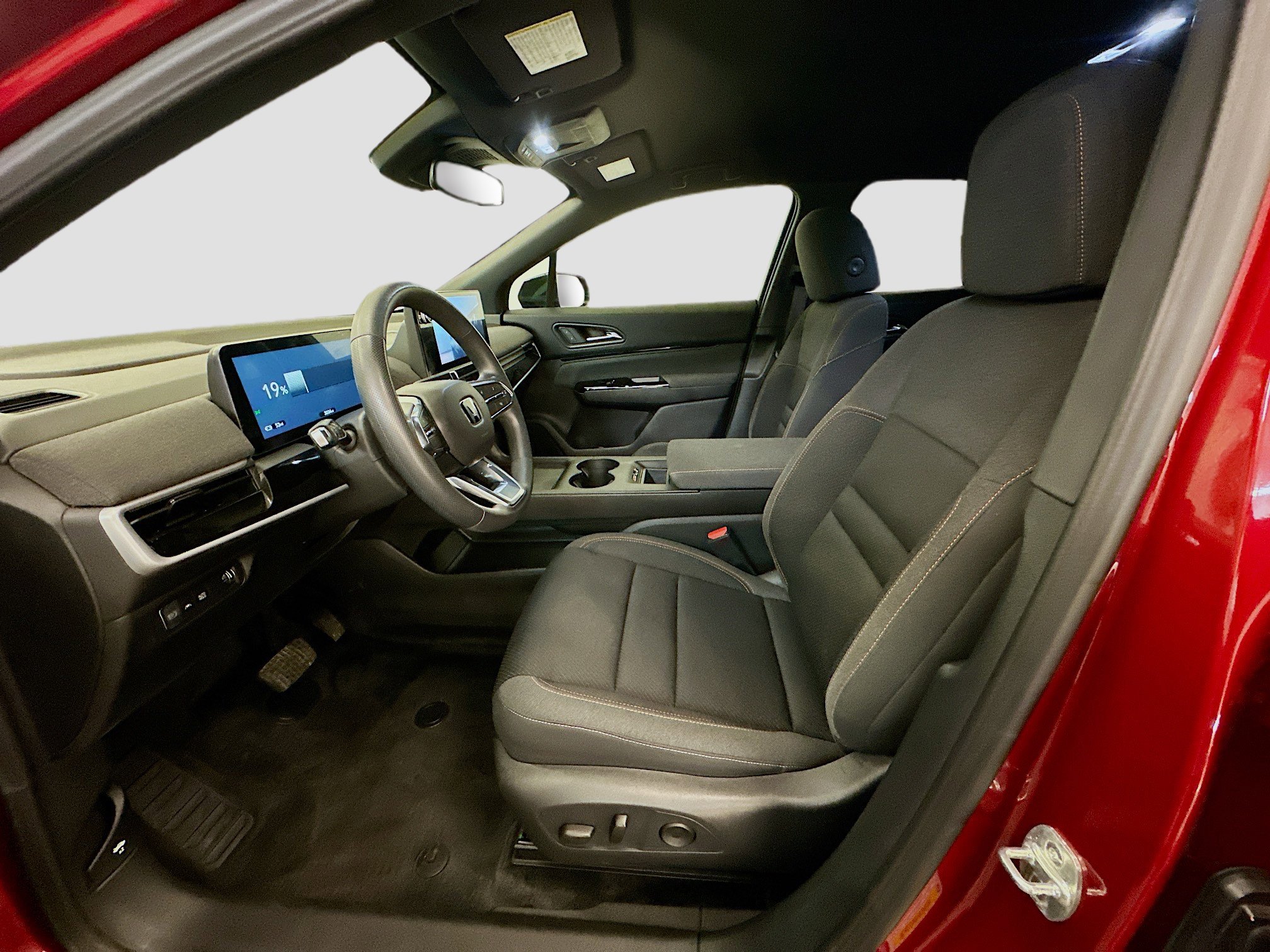Used 2024 Honda Prologue EX image 13