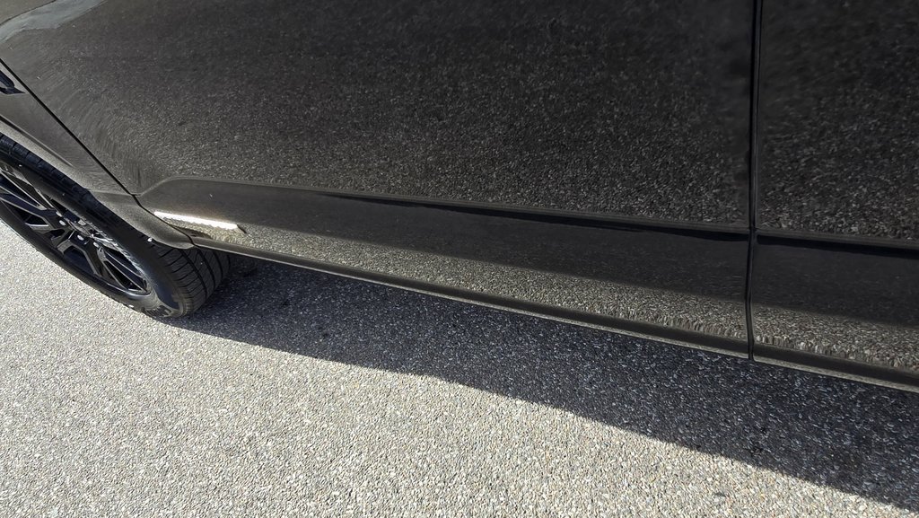 Used 2024 Ford F150 Platinum image 3