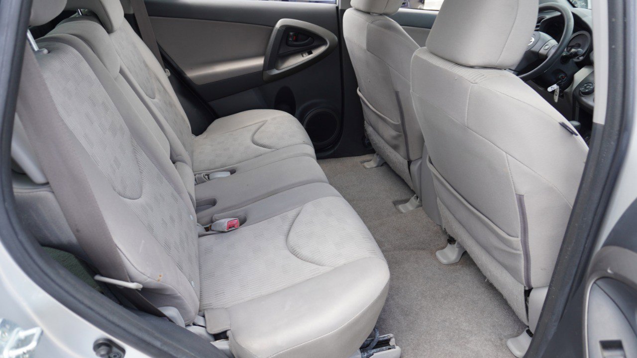 Used 2010 Toyota RAV4 2WD image 26