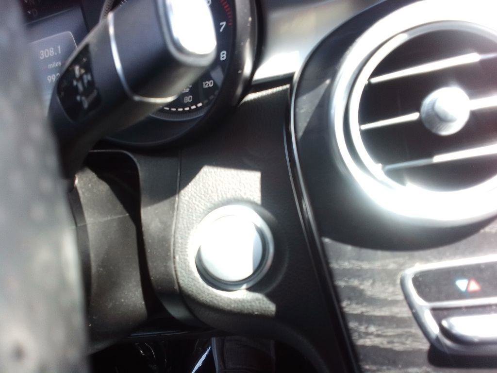 Used 2016 Mercedes-Benz GLC 300 w/ Multimedia Package image 13