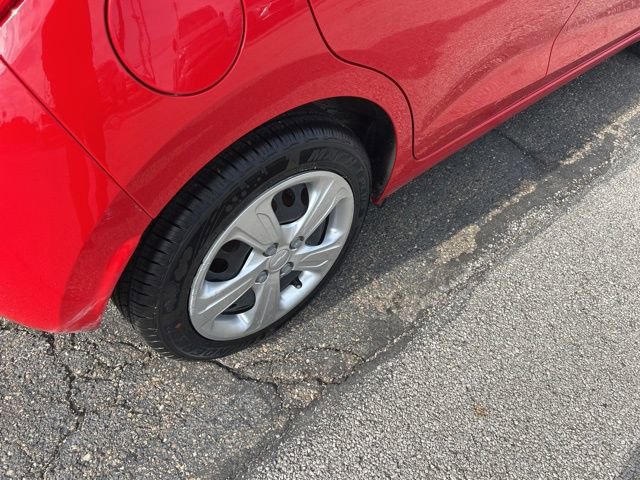 Used 2021 Chevrolet Spark LS image 19