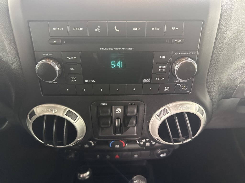 Used 2017 Jeep Wrangler Unlimited Sahara w/ Dual Top Group image 22