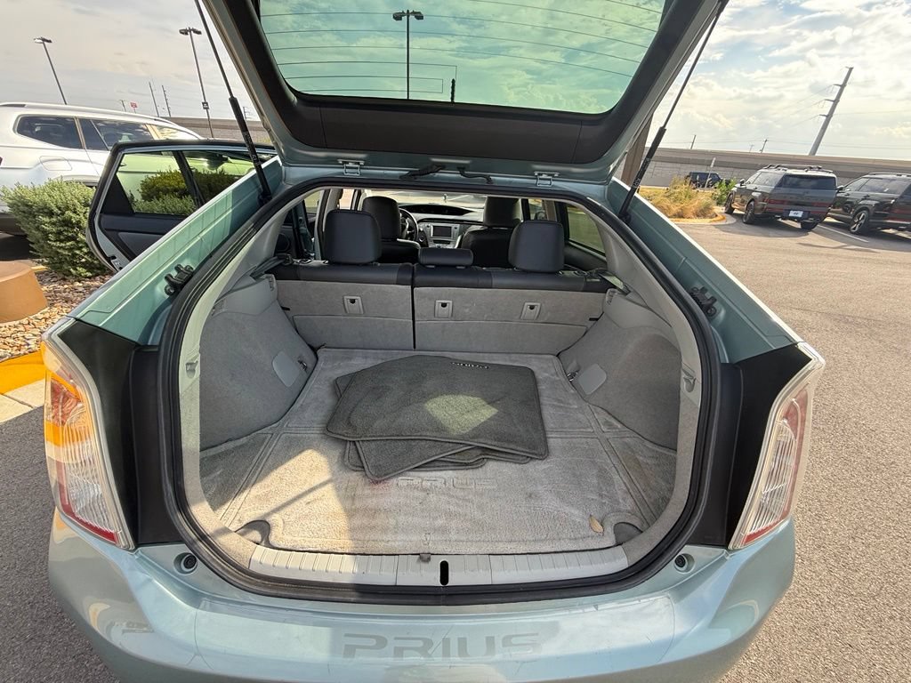 Used 2012 Toyota Prius Four w/ Deluxe Solar Roof Pkg FWD image 22