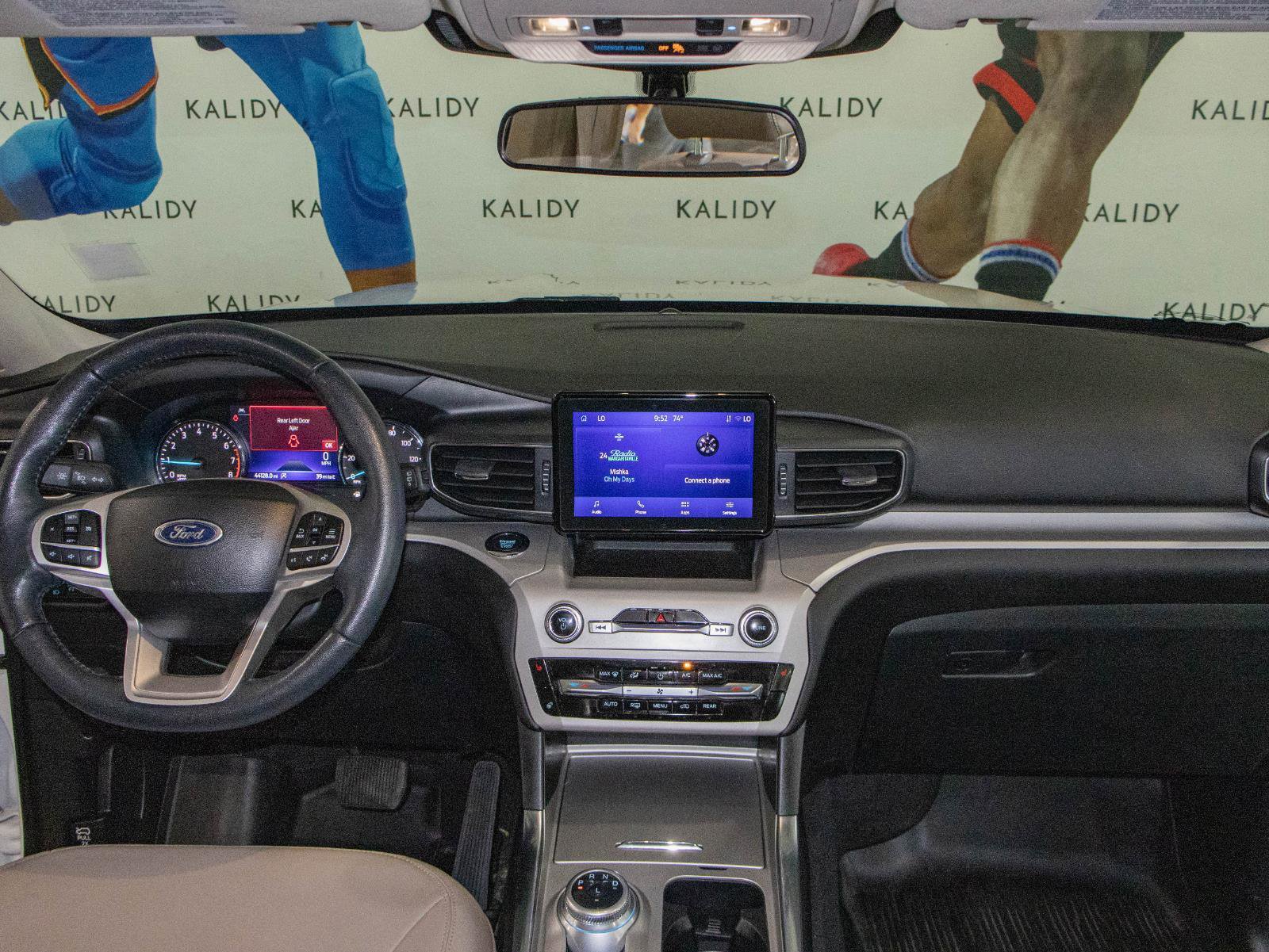 Used 2023 Ford Explorer XLT w/ Equipment Group 202A image 3