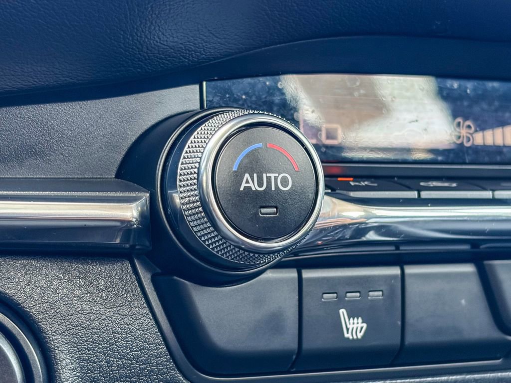 Used 2025 MAZDA MAZDA3 s image 26