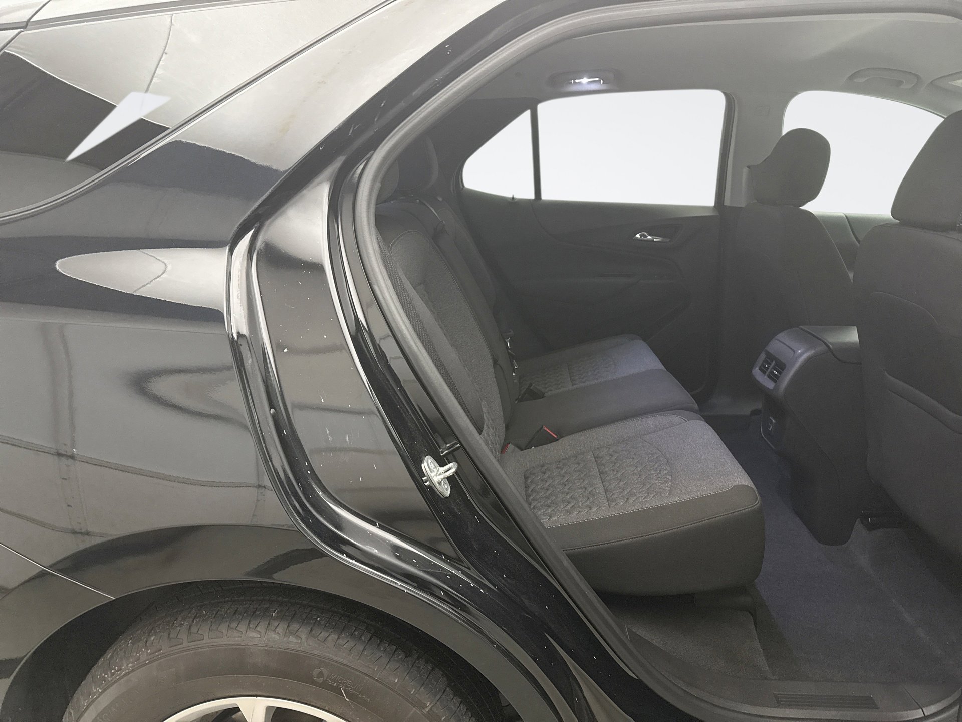 Used 2024 Chevrolet Equinox LT image 17