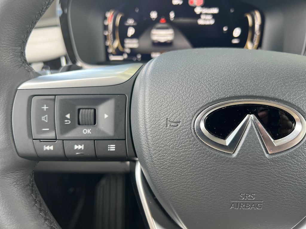 Certified 2026 INFINITI QX60 Luxe w/ Cargo Package FWD image 30