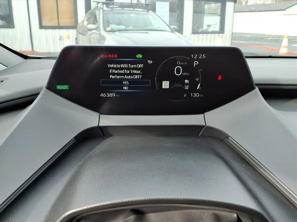 Used 2024 Toyota Prius LE image 30