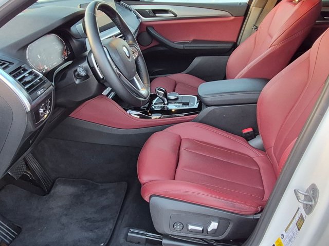 Used 2024 BMW X4 xDrive30i w/ Parking Assistance Package AWD/4WD image 13