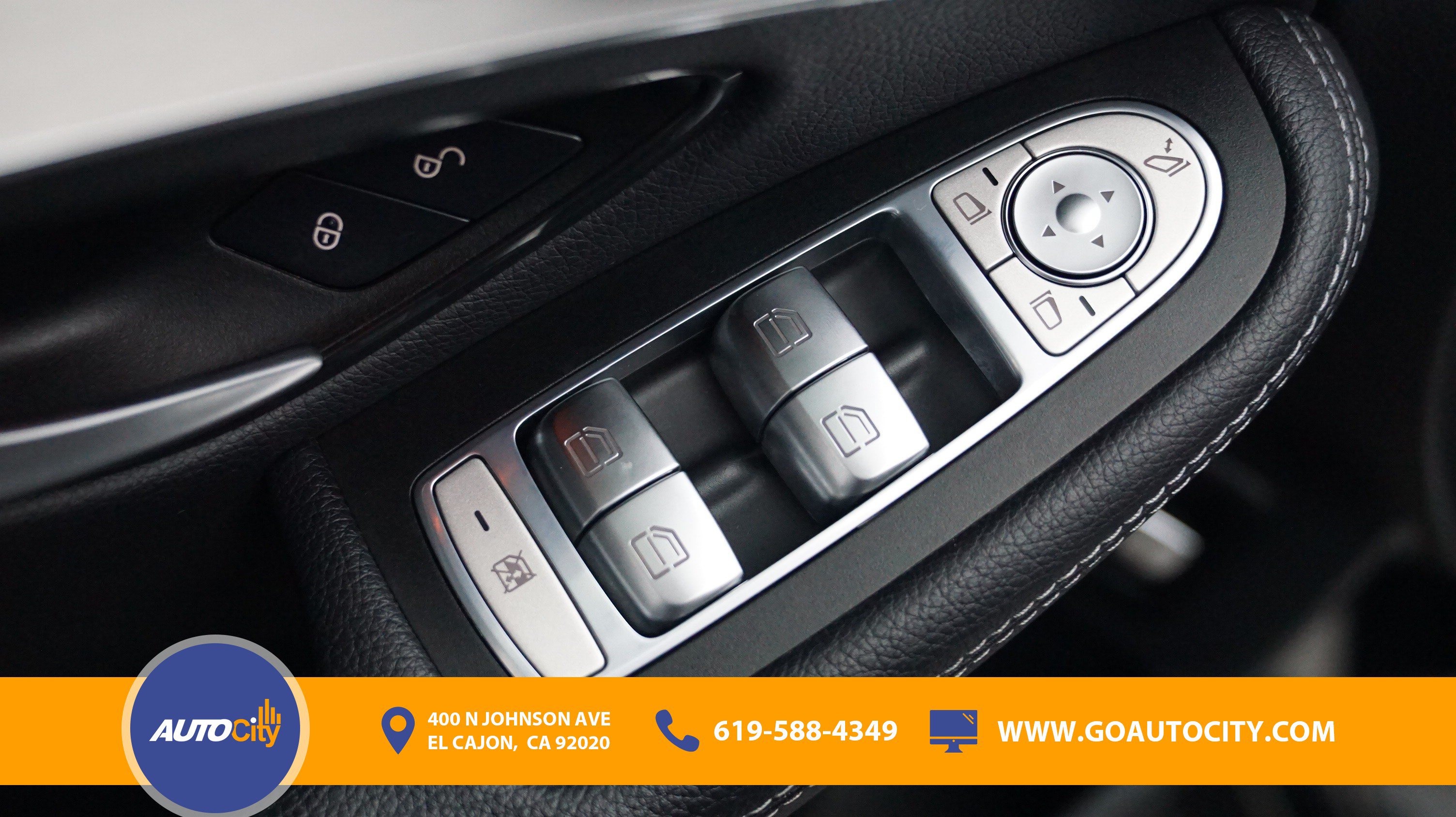 Used 2019 Mercedes-Benz GLC 300 4MATIC image 18