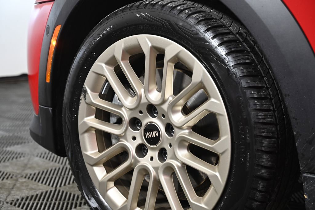 Certified 2025 MINI Cooper S image 31