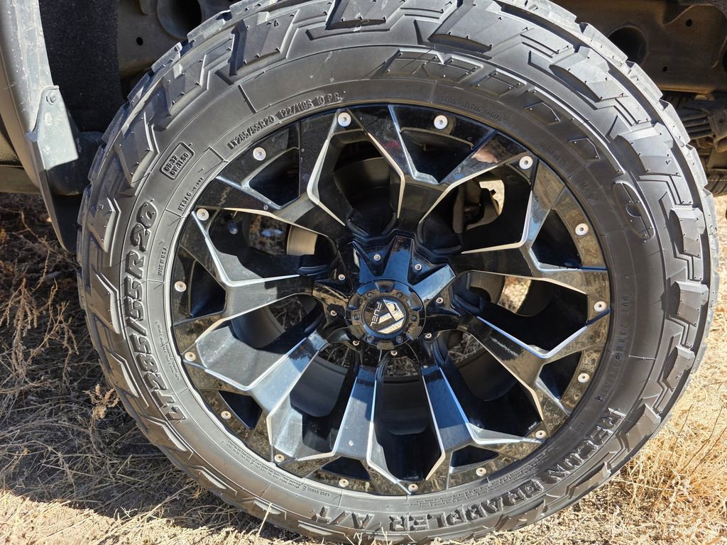 Used 2017 GMC Sierra 2500 Denali w/ Duramax Plus Package image 16