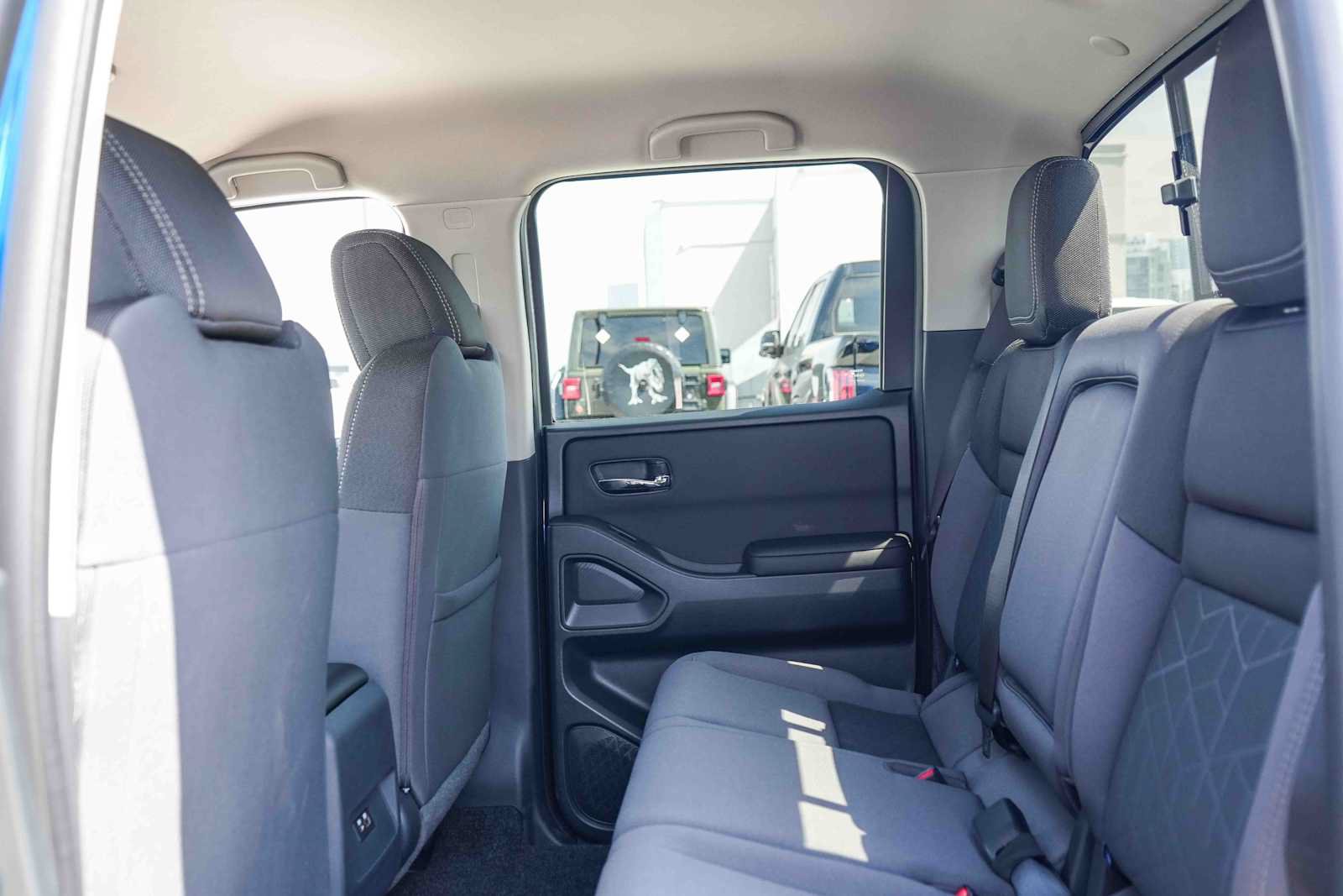 Used 2026 Nissan Frontier SV w/ Tow Package AWD/4WD image 18