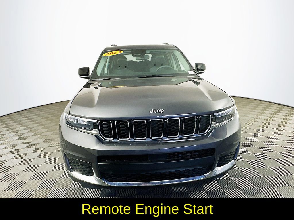 Used 2023 Jeep Grand Cherokee L Limited AWD/4WD image 4