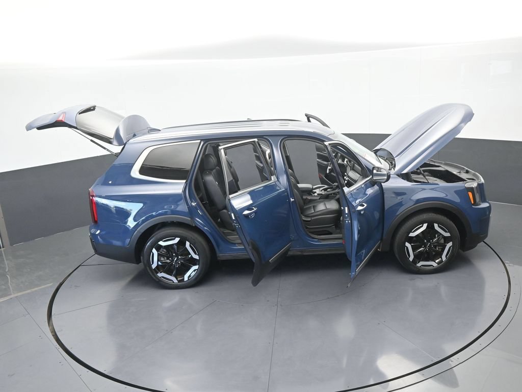 Used 2024 Kia Telluride S FWD image 66