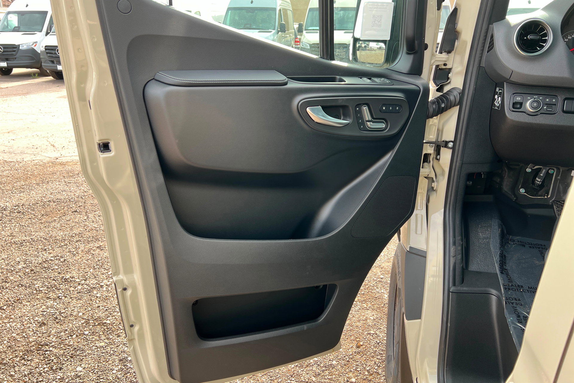 New 2026 Mercedes-Benz Sprinter 2500 image 13
