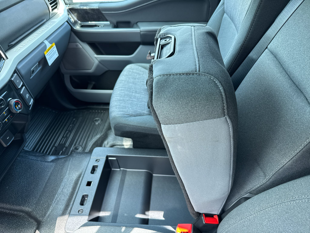 New 2026 Ford F250 XLT w/ XLT Premium Package AWD/4WD image 8
