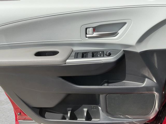 Used 2025 Toyota Sienna XLE FWD image 10