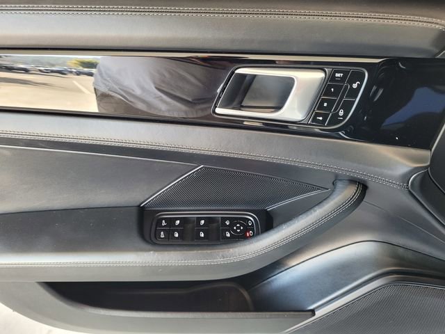 Used 2017 Porsche Panamera Turbo image 18