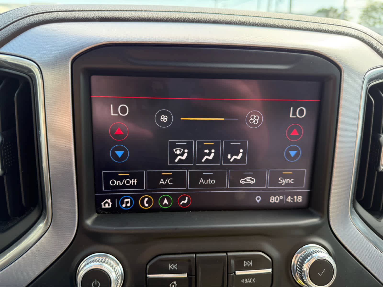 Used 2019 GMC Sierra 1500 SLT w/ SLT Premium Plus Package AWD/4WD image 26