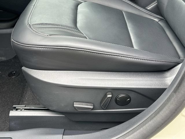 Used 2025 Ford Mustang Mach-E Premium AWD/4WD image 19