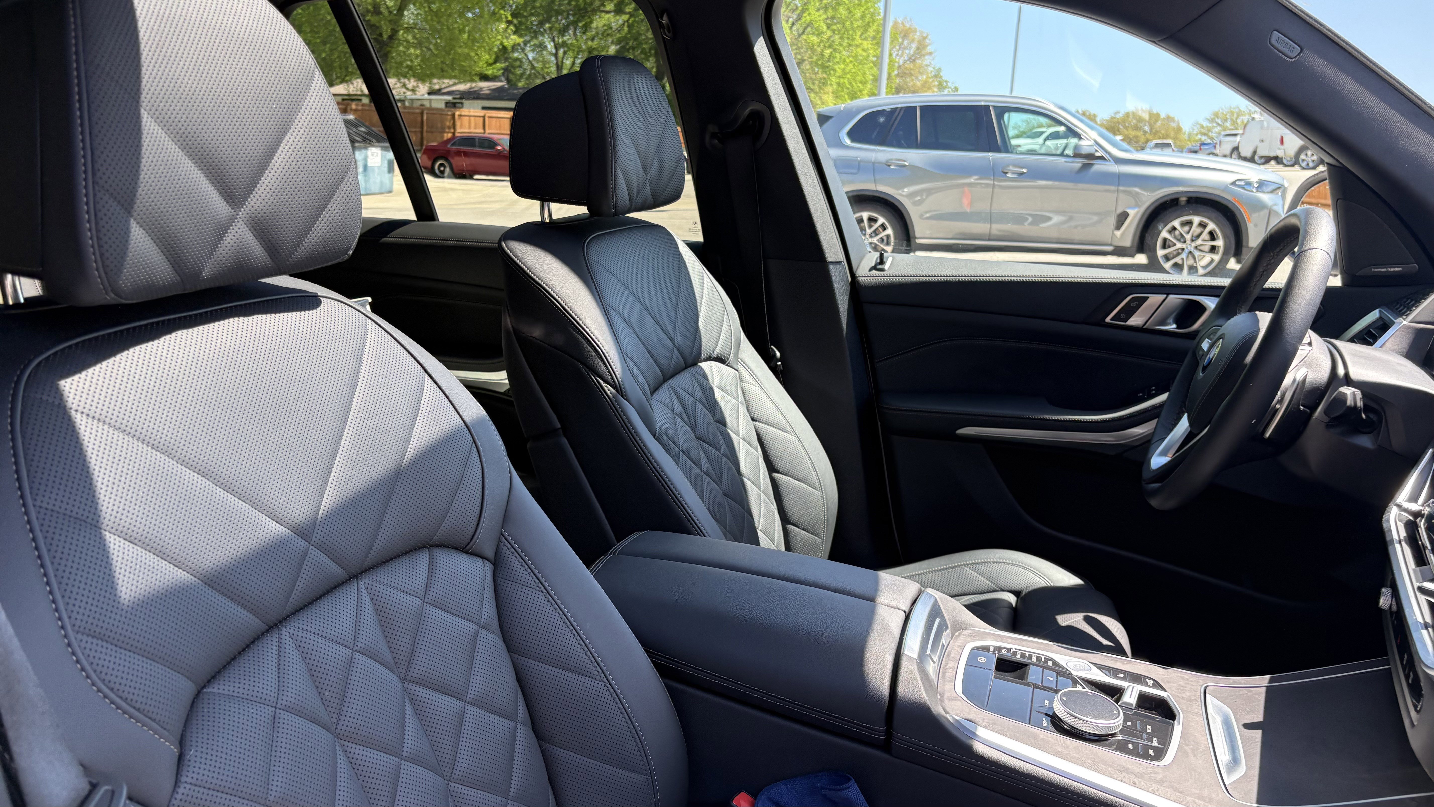 Certified 2025 BMW X5 xDrive40i w/ Climate Comfort Package AWD/4WD image 33